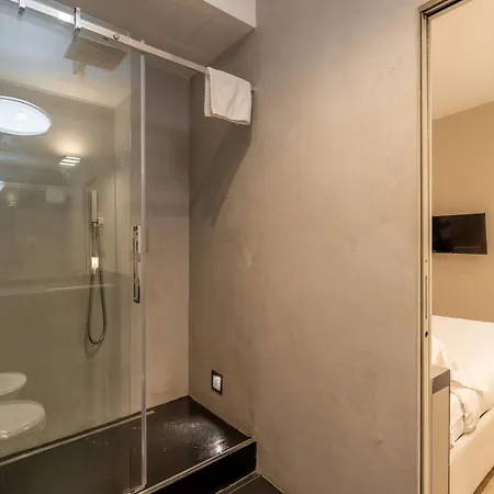 Aurora 2&2, Emma شقة *